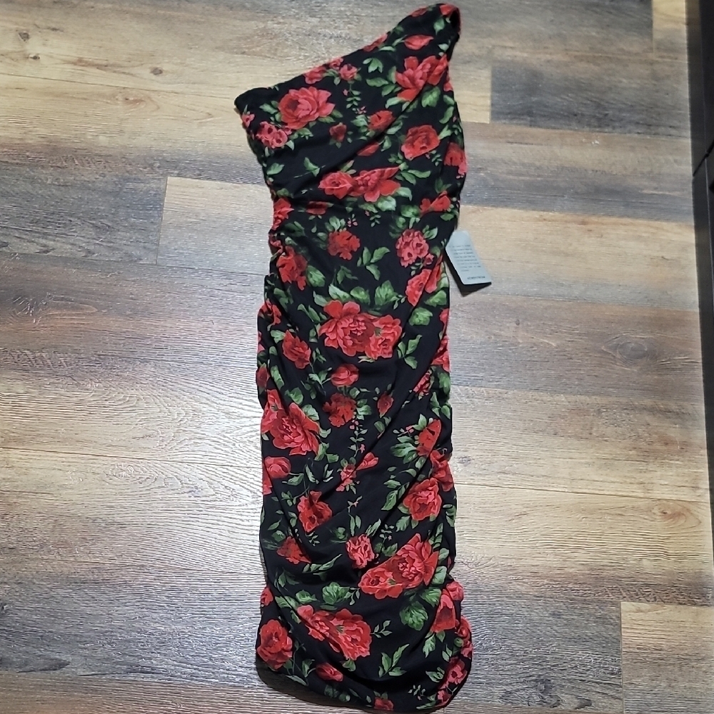 Love By Design Floral One-Shoulder Rousched Body Con Dress